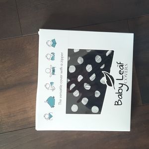 Baby Leaf Cover - Black & White BNWT in original packaging. Never used.